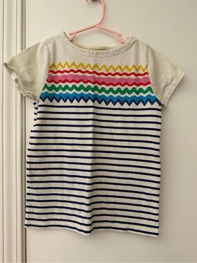 Boden White Tee with Rainbow Zigzag and Navy Stripes